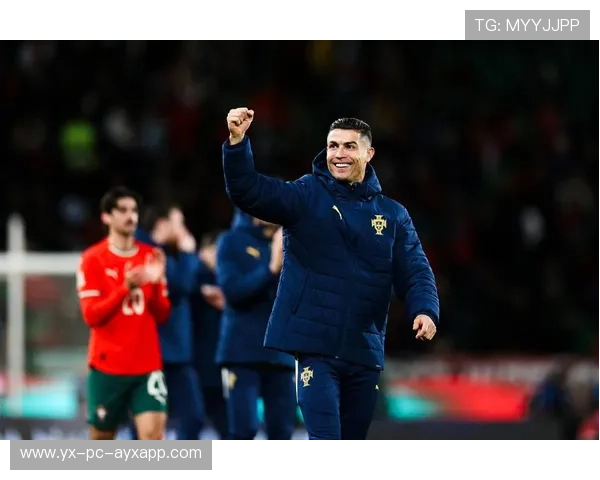 C罗冲刺到最后一刻完成倒地补射:速度、信念与极致细节的商业启示 C罗冲刺到最后一刻完成倒地补射:速度、信念与极致细节的商业启示